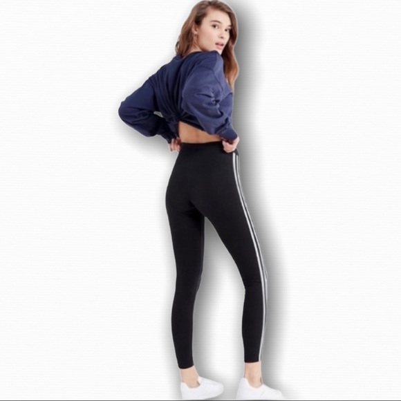 Adidas Essentials 3-Stripe Leggings - Picture 3 of 4